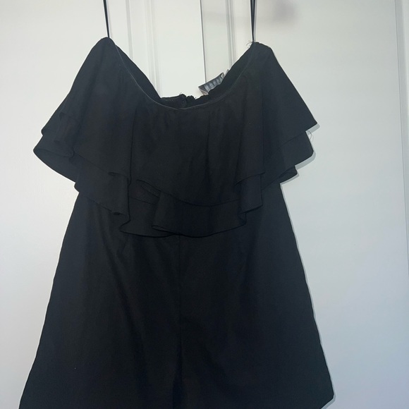 Hello Molly- Black Strapless Romper - Picture 2 of 4